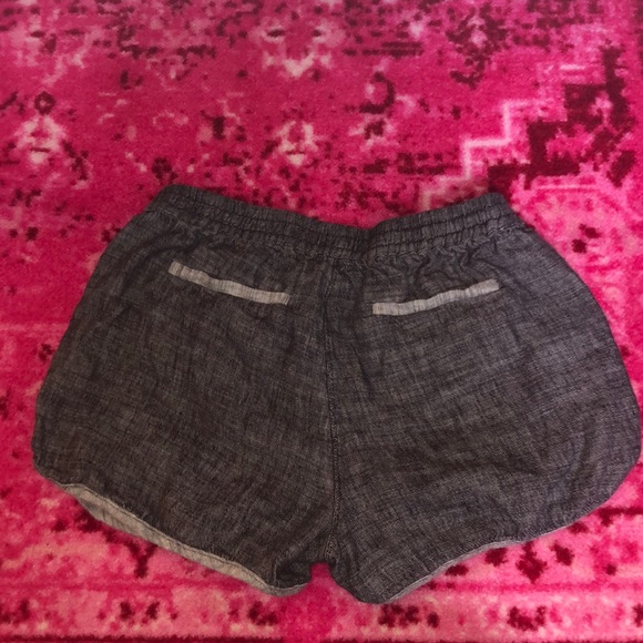Madewell Shorts - Picture 3 of 3